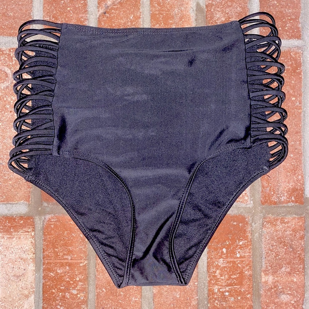 Aeropostale High Wasted Bikini Bottom!